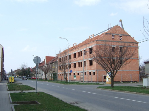 Výstavba nové budovy na Vrahovické